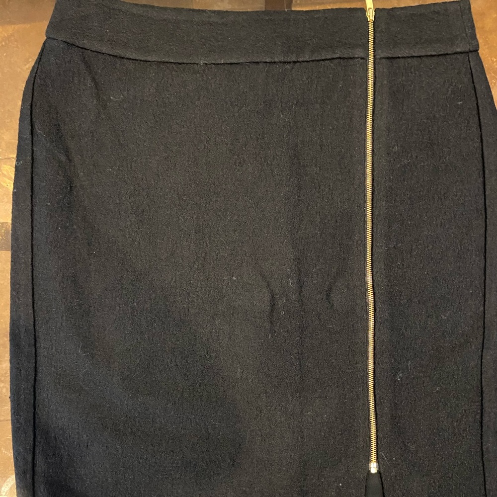 Black pencil skirt
